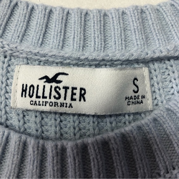 Hollister Light Blue Knit Crewneck Pullover Sweater Loose Fit Size Small - Picture 4 of 9